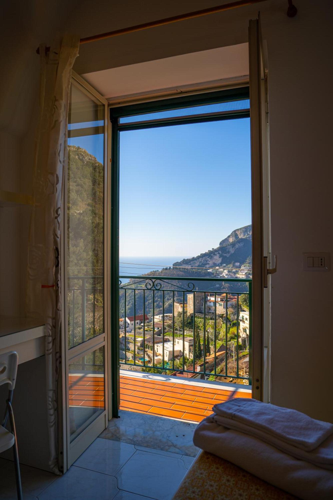 Minuta Skyline Apartment Pontone Exterior foto