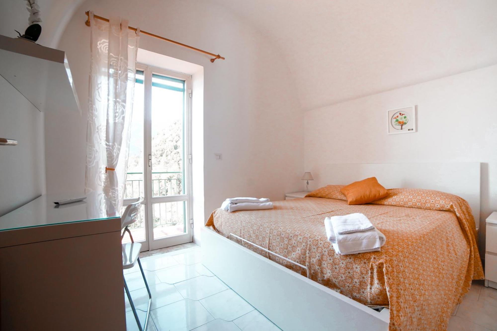Minuta Skyline Apartment Pontone Exterior foto